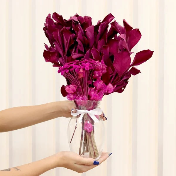 Vaso com Amistosas Flores Secas Pink